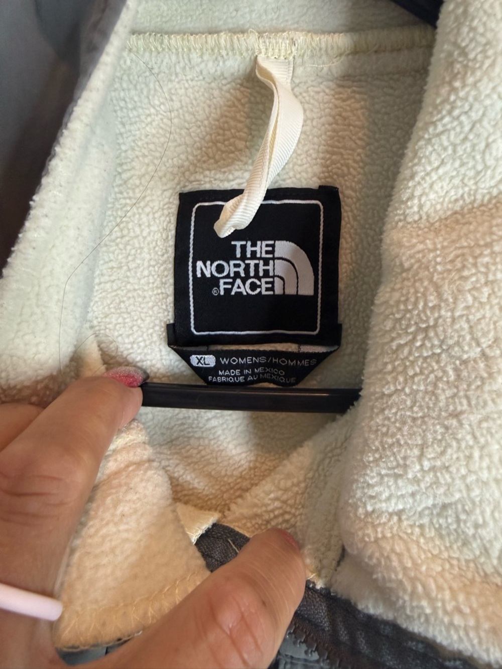 The North Face Cream & Gray Jacket - Picture 6 of 9